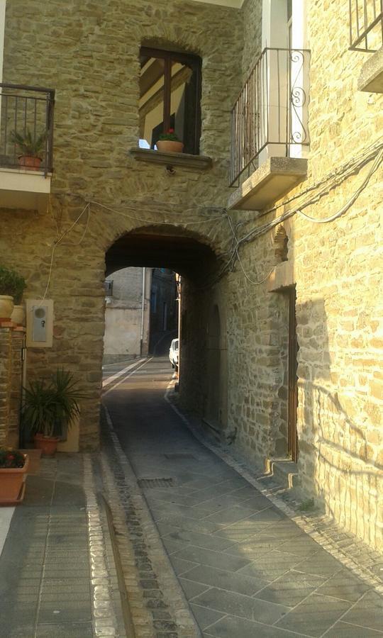 Pozzo Medievale Prignano Cilento 外观 照片