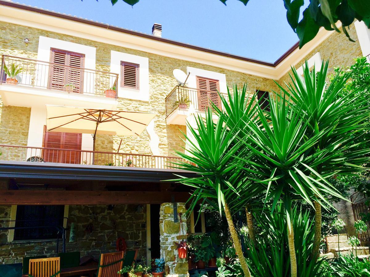 Pozzo Medievale Prignano Cilento 外观 照片