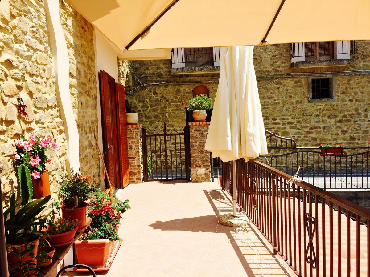 Pozzo Medievale Prignano Cilento 外观 照片