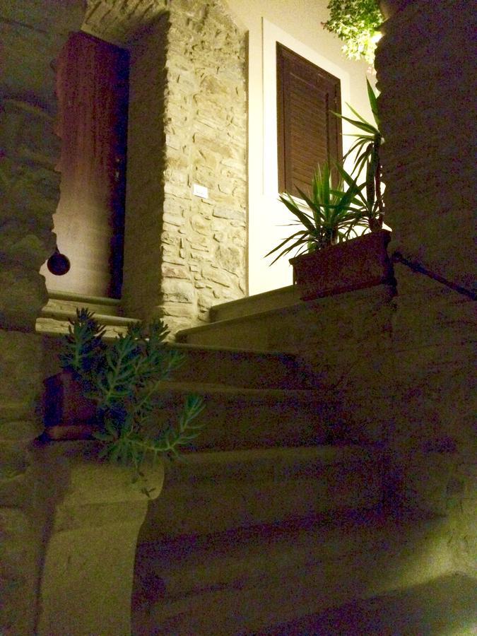 Pozzo Medievale Prignano Cilento 外观 照片