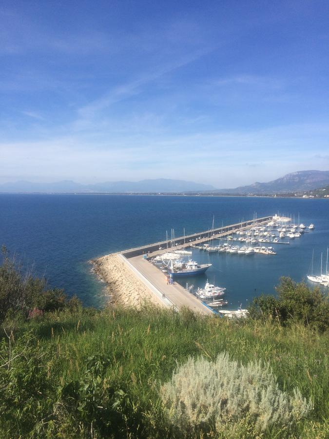 Pozzo Medievale Prignano Cilento 外观 照片