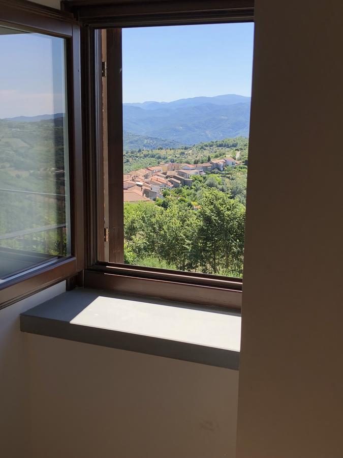 Pozzo Medievale Prignano Cilento 外观 照片